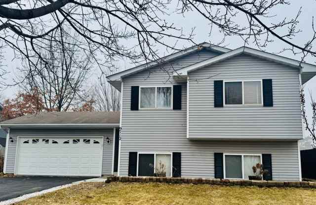 4 Bed Single Family Backs up to Park photos photos