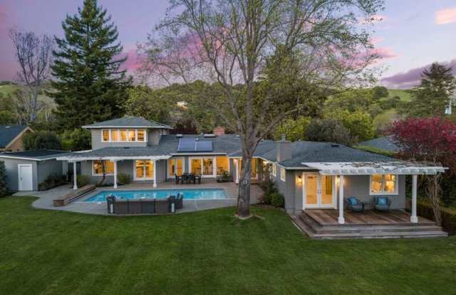 1321 Butterfield Rd. photos photos