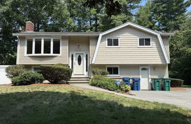 9 Brookdale Circle Gallery 1