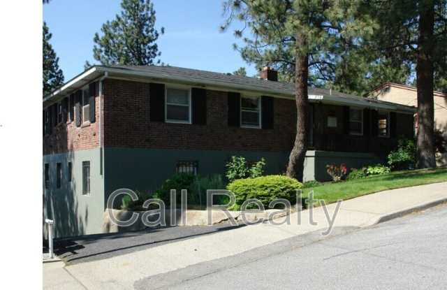 828 W Cliff Dr photos photos