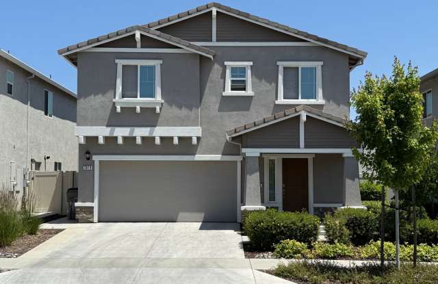 Beautiful 4 bed 2.5 bath in Sacramento! photos photos