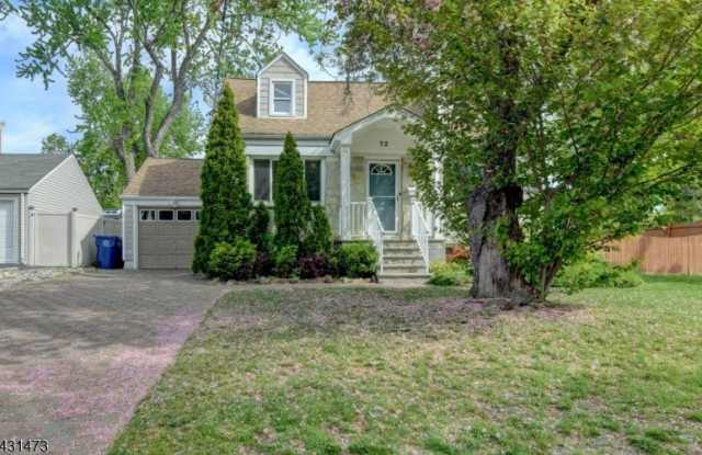 72 Colonial Dr photos photos