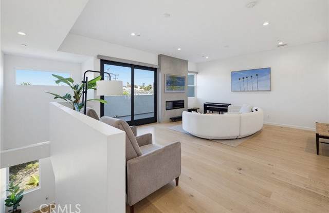 613 Aviation Way Gallery 3