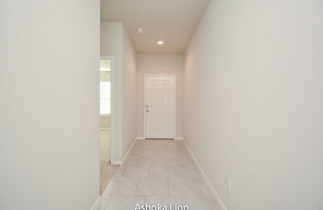 Coming Soon ! 3 bed 2 bath home in the Katy/Fulshear area. Gallery 4