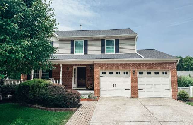 Spacious 4-Bed, 3.5-Bath Home with Sun Room, Finished Basement  Ample Parking photos photos