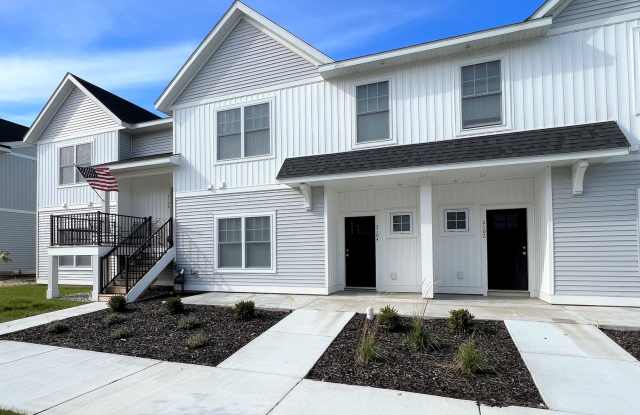 4 Bedroom Townhome - Holland South Side photos photos