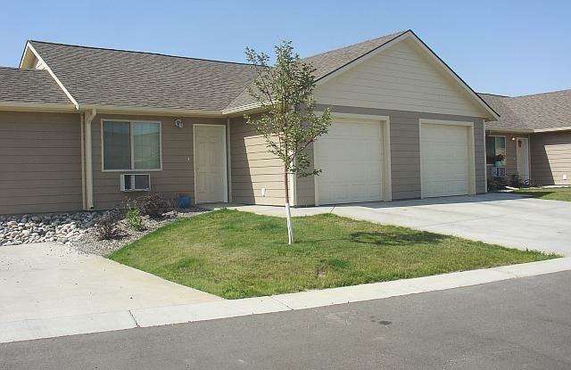 531 Pemberton Ln - Jasmine Apartments photos photos