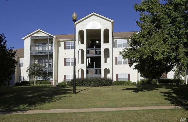 Wexford Condominiums - 3BD, 2BA - 170 Wexford Drive, Anderson County, SC 29621