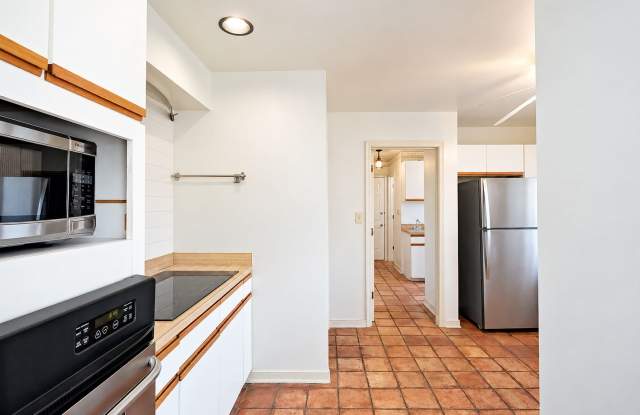Peaceful and Private Pet-Friendly Home Gallery 4