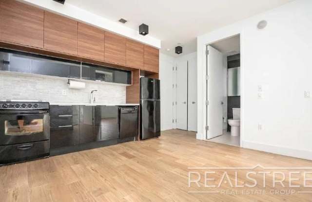 74 Maujer Street photos photos