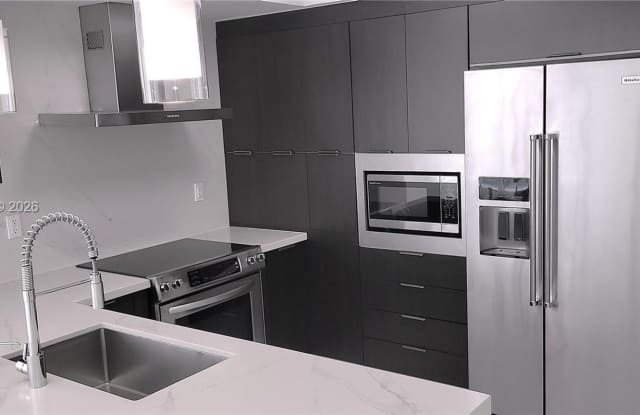 250 Sunny Isles Boulevard 3-705, Sunny Isles Beach, FL 33160 Gallery 3