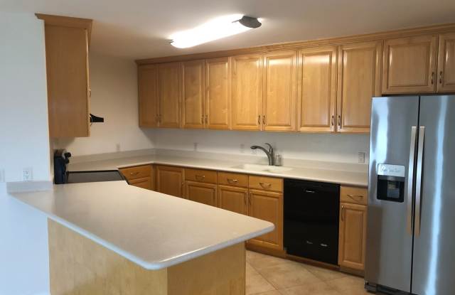 Private Duplex Home Across from Kahala Mall photos photos
