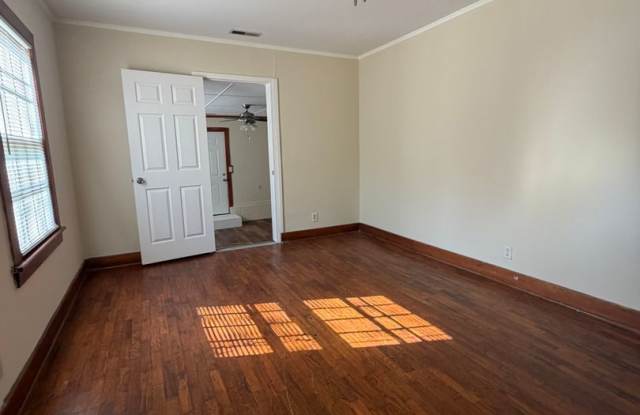 Updated Floor Plan- AVAILABLE NOW!!! VOUCHER APPROVED Gallery 3