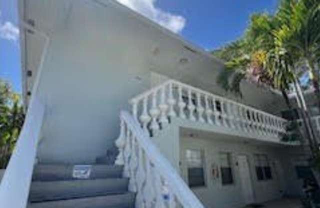 455 NE 16th Avenue unit: 8 photos photos