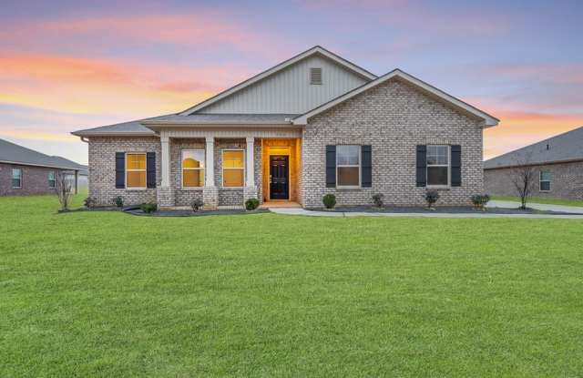 300 Dinner Tree Square photos photos