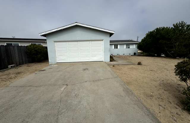 487 Larson Ct Gallery 2