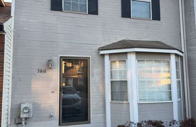 5818 Woodgate Circle photos photos