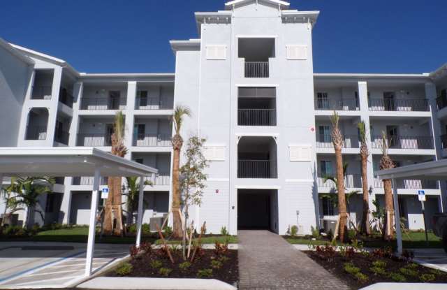 Brand New 3/2/2 Heritage Landing Condo photos photos