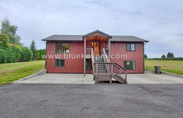 4 Bed, 2 Bathroom, 2 Acre Multi-Generational Hobby Farm in Ridgefield photos photos