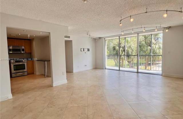 17600 N Bay Rd photos photos