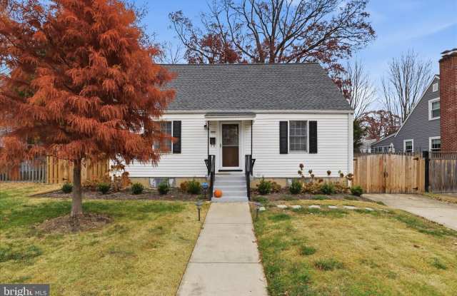 2209 S CULPEPER Street - 2209 South Culpeper Street, Arlington, VA 22206