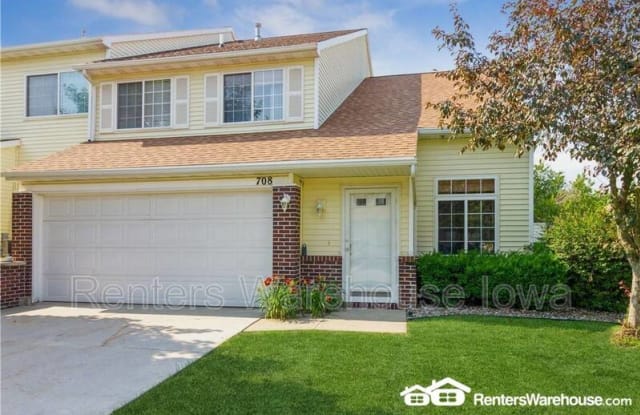 3701 Brook Ridge Ct - 3701 Brook Ridge Court, Des Moines, IA 50317