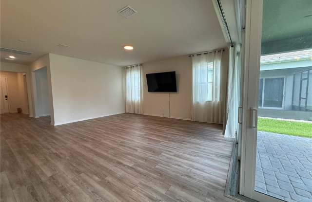 2602 AUTUMN PEACE Drive Gallery 4
