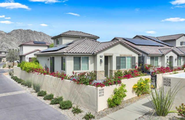 80208 Whisper Rock Way photos photos