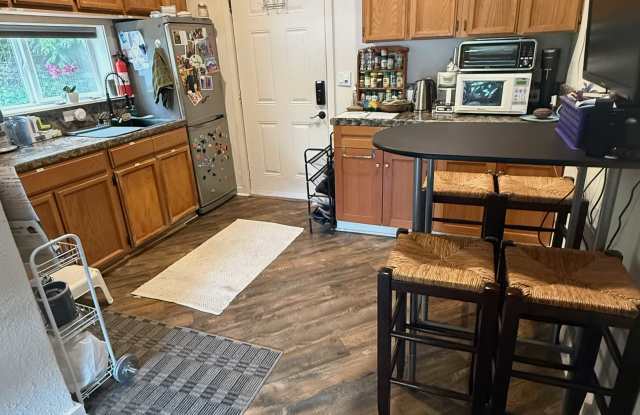 6856 Ne West Port Madison Rd photos photos