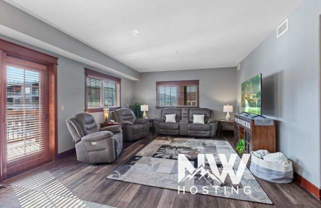 2051 North Main Street - 2051 North Main Street, Coeur d'Alene, ID 83814
