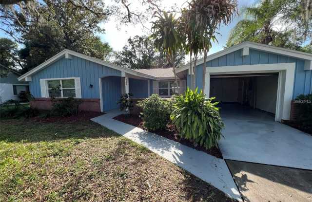 8206 CLOVER HILL LOOP photos photos