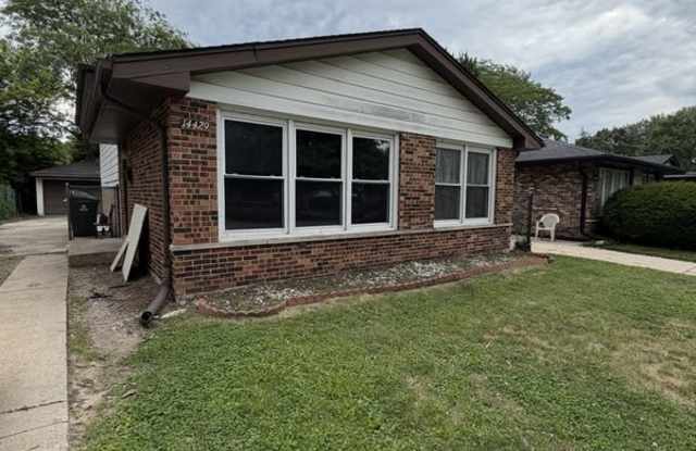 14429 Sanderson Avenue photos photos