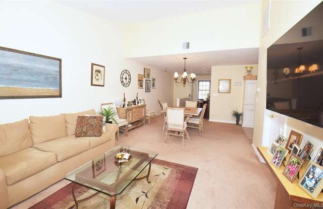 822 Portofino Place Gallery 2