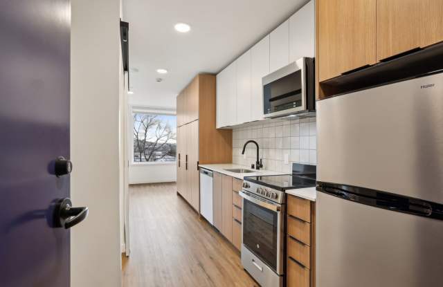Carrick Apartments Gallery 2