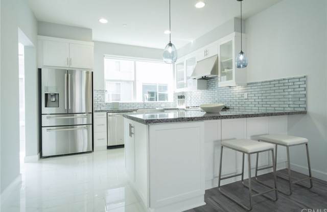 1532 Maxwell Way - 1532 Maxwell Way, Costa Mesa, CA 92627