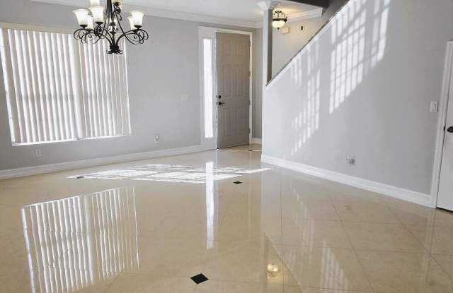 2893 Glasbern Circle Gallery 3