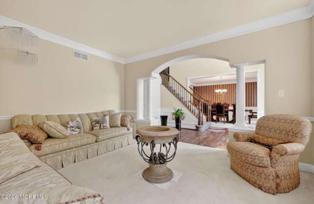 153 Sandra Way Gallery 3