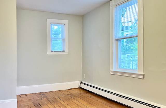 252 Walden St Gallery 3