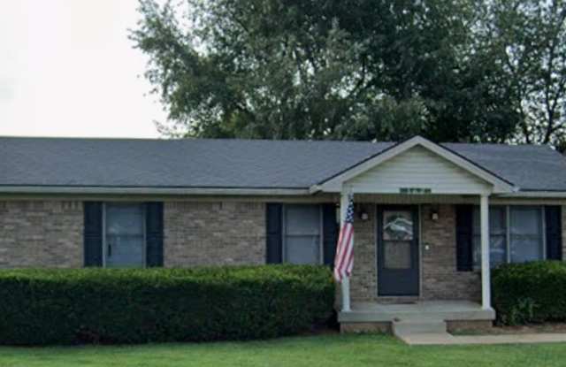 3 bedroom, 2 bath house for rent! $1300 per month Gallery 1