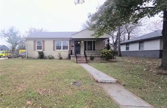 4524 S Quaker Avenue photos photos