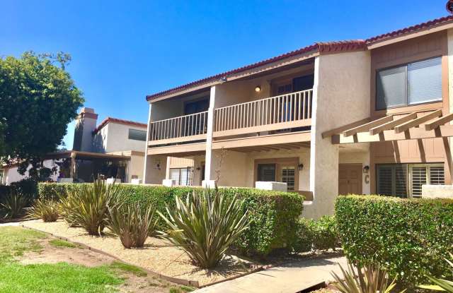 11864 Bernardo Terrace Unit C Gallery 2