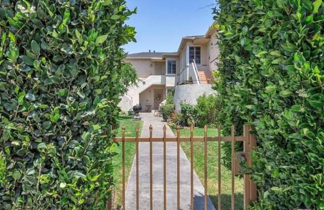 1546 S Holt Ave - 1546 South Holt Avenue, Los Angeles, CA 90035