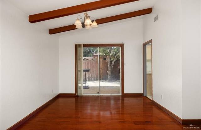 1501 Martin Avenue Gallery 4