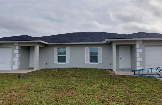 1407 Hightower Avenue S photos photos