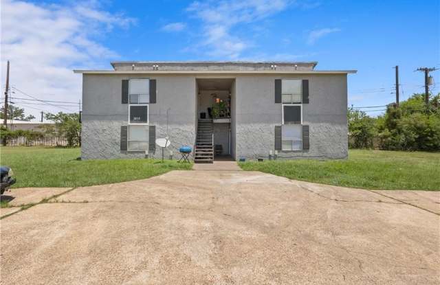 2815 Cypress Bend Circle photos photos