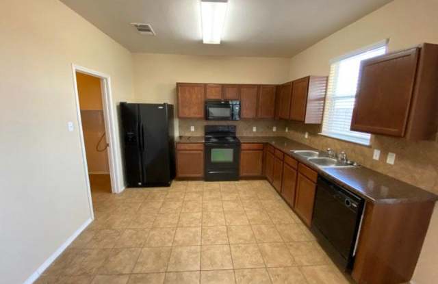 5905 Adair Drive Gallery 4