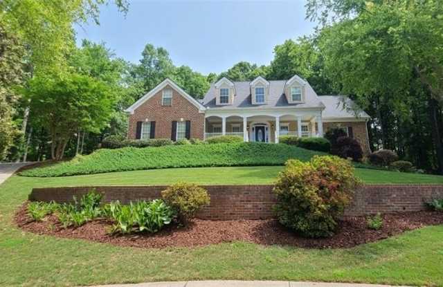 606 Lake Shore Court photos photos