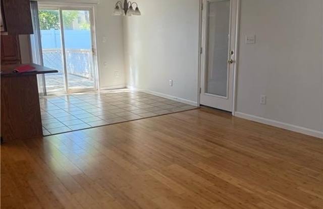 159 N Hall Way Gallery 2