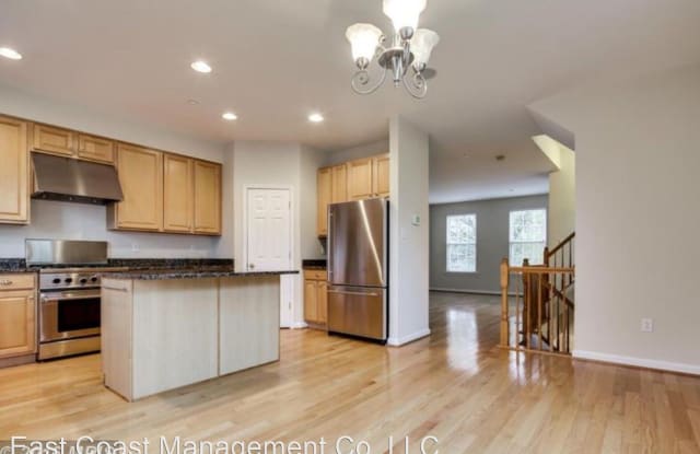 2722 Fait Ave - 2722 Fait Avenue, Baltimore, MD 21224