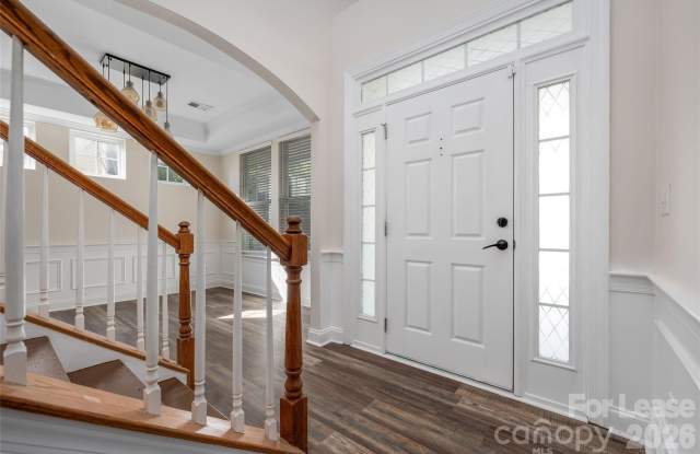 15613 Seafield Lane Gallery 3
